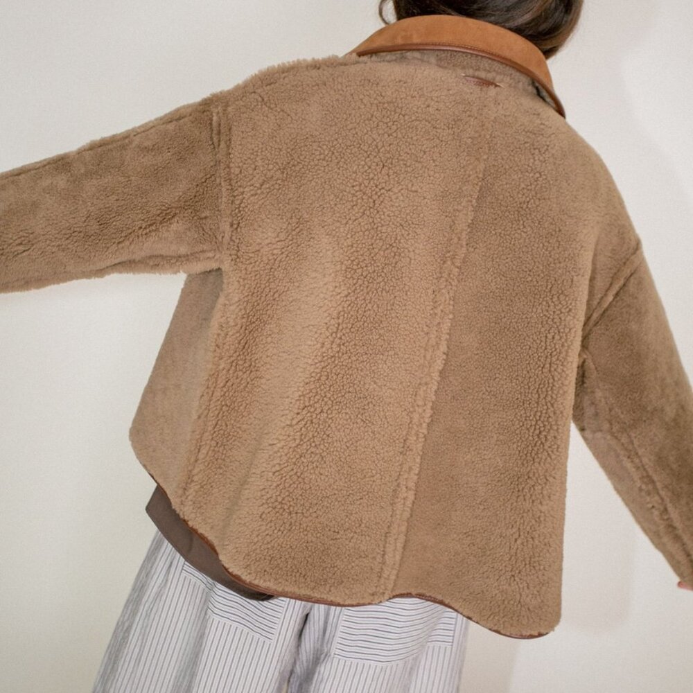 Cawley Avis British Sheepskin Jacket in Natural, Size M - Picture 6 of 10